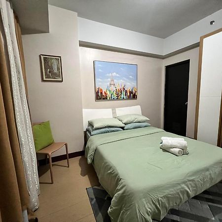 Апарт готель Manhattan Heights Towerb In Araneta Cubao 5Mins Walk To Smart Araneta Маніла Екстер'єр фото