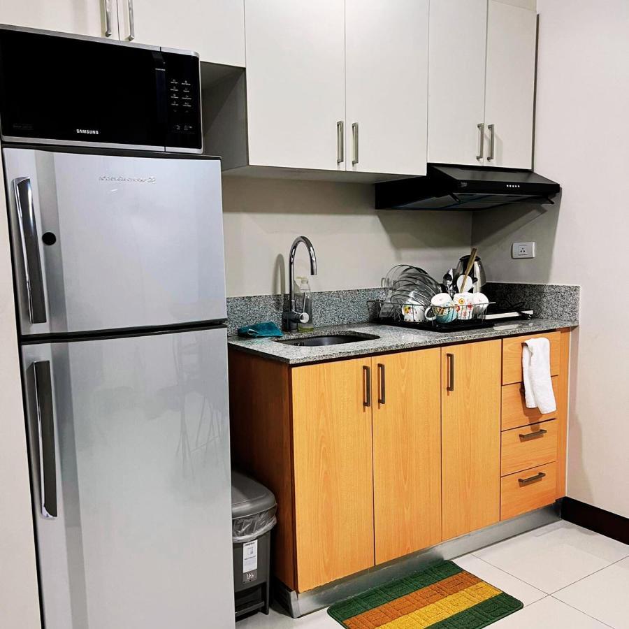 Апарт готель Manhattan Heights Towerb In Araneta Cubao 5Mins Walk To Smart Araneta Маніла Екстер'єр фото